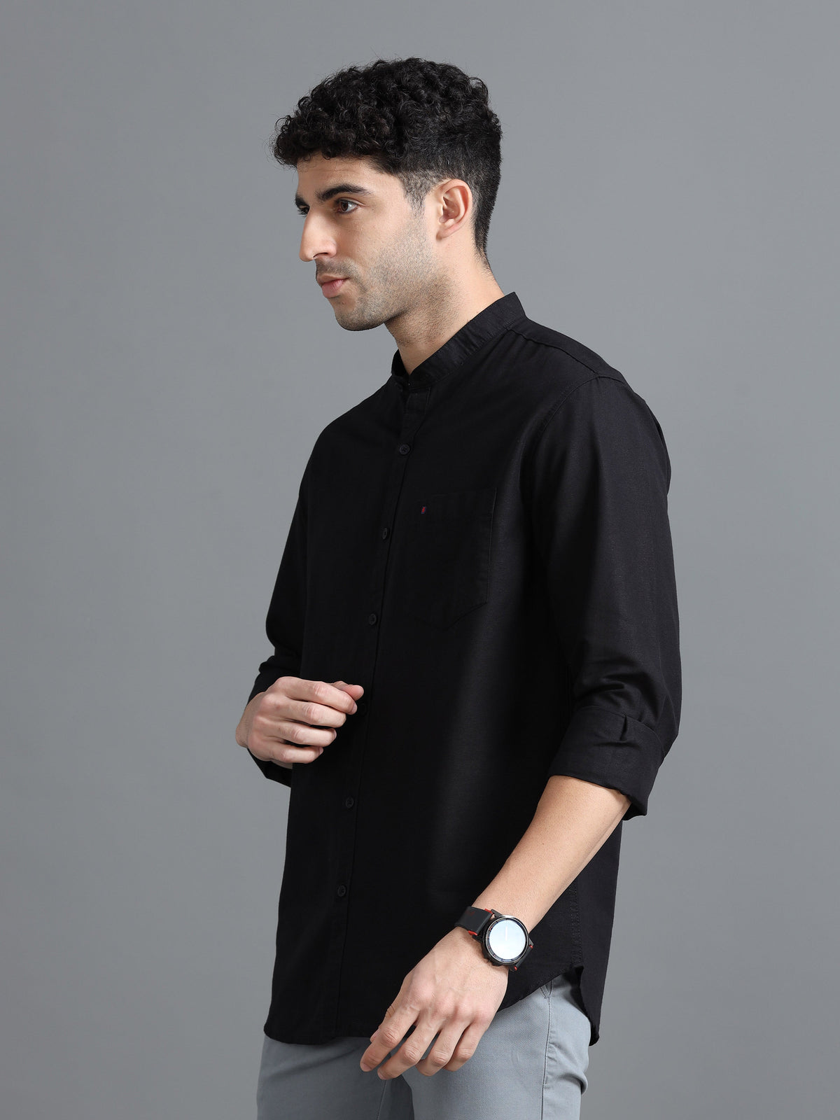 Men Black Slim Fit Solid Full Sleeve Casual Shirt