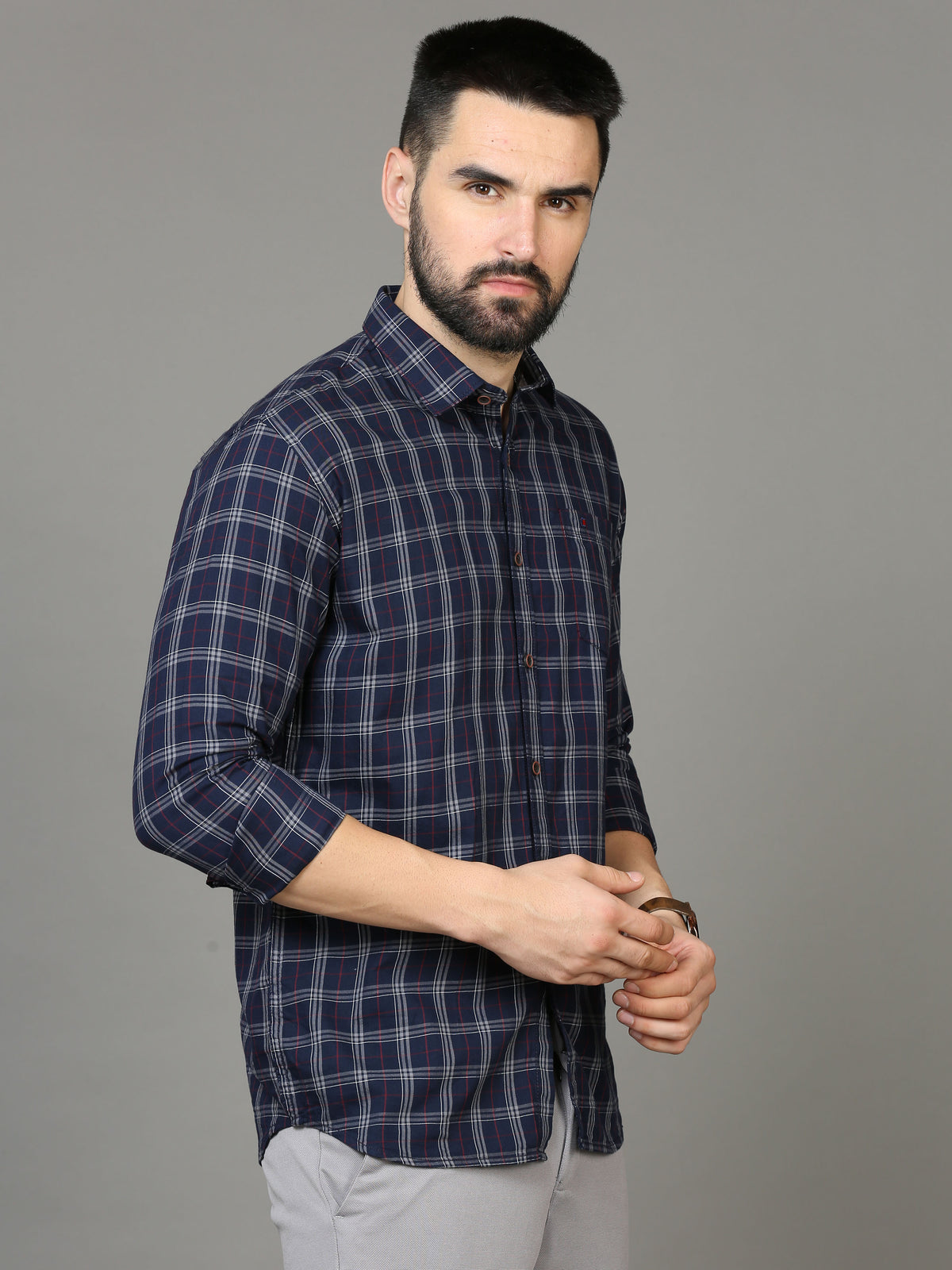 Shop Men's Blue Slim Fit Checks Full Sleeves Casual Shirts Online.