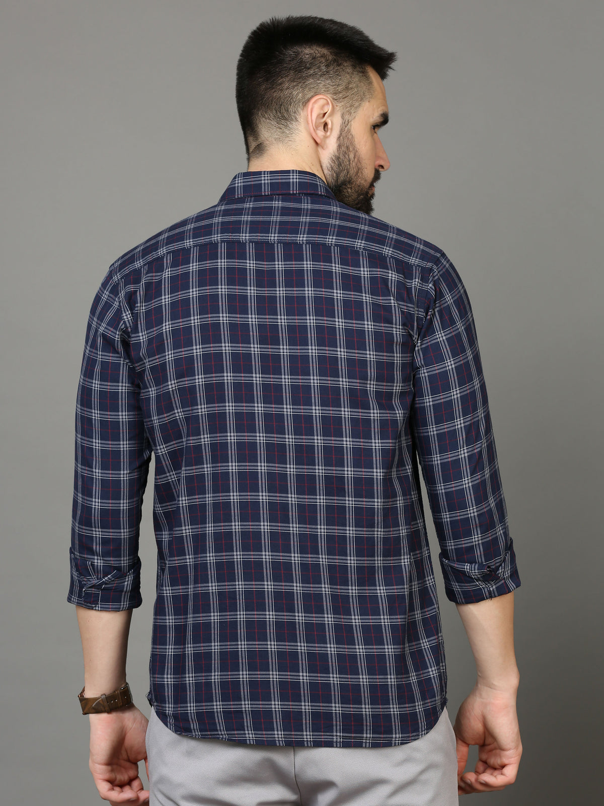 Shop Men's Blue Slim Fit Checks Full Sleeves Casual Shirts Online.