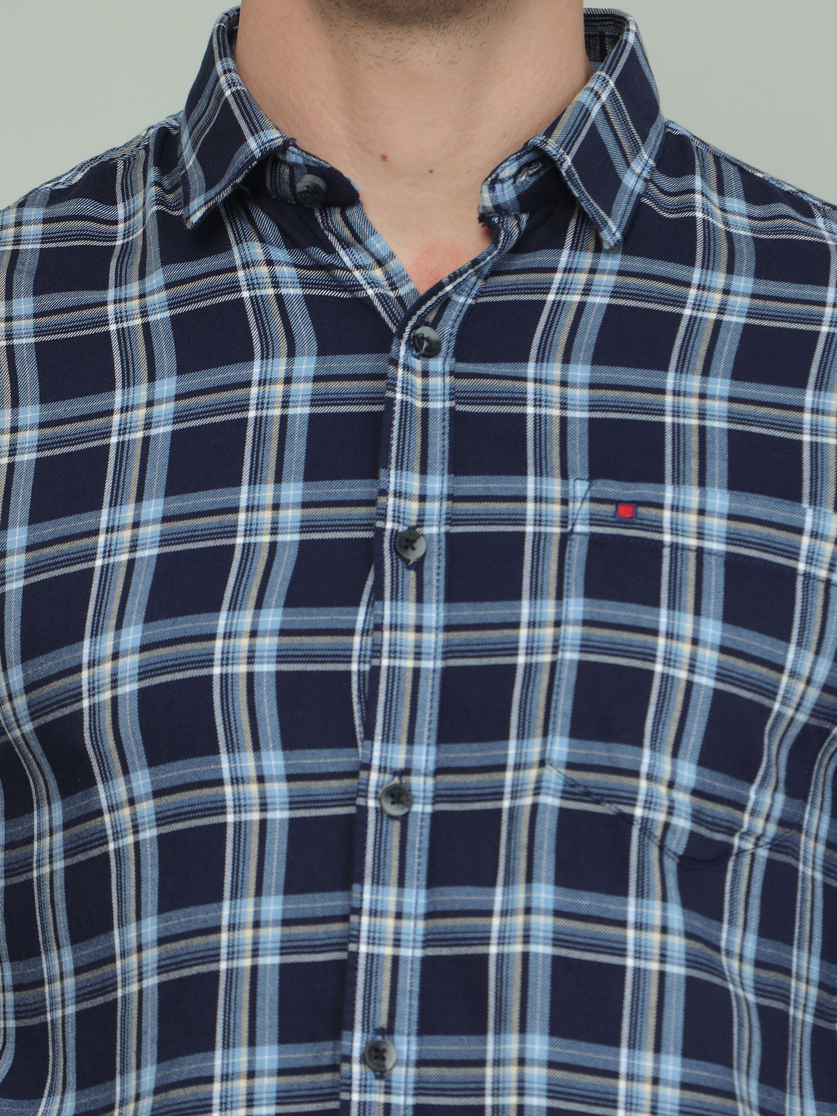 Shop Men's Blue Slim Fit Checks Full Sleeves Casual Shirt Online.