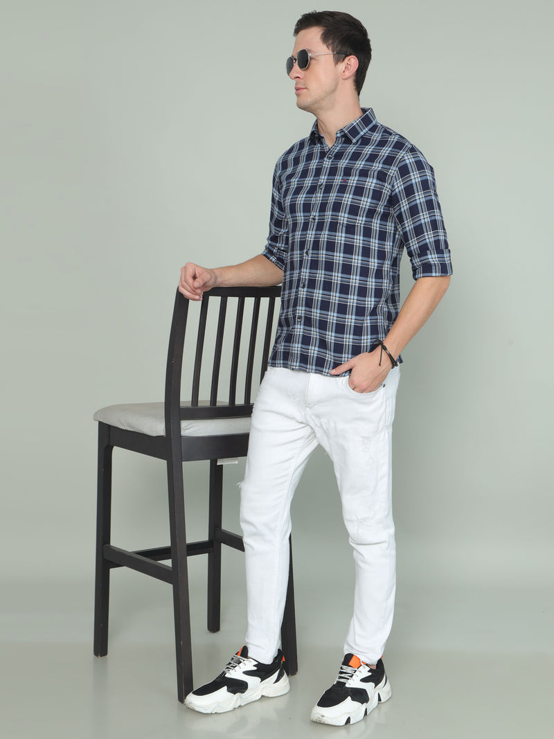 Shop Men's Blue Slim Fit Checks Full Sleeves Casual Shirt Online.