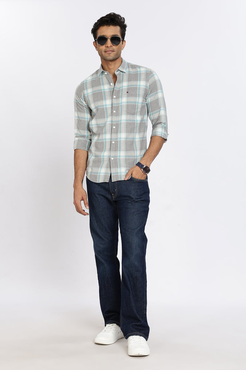 Men Grey Checkered Full Sleeve Slim Fit Casual Shirt