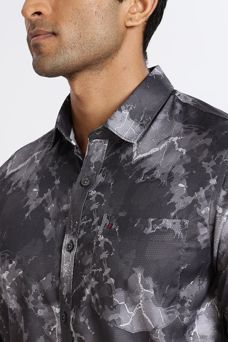Men Dark Grey Printed Full Sleeve Slim Fit Casual Shirts