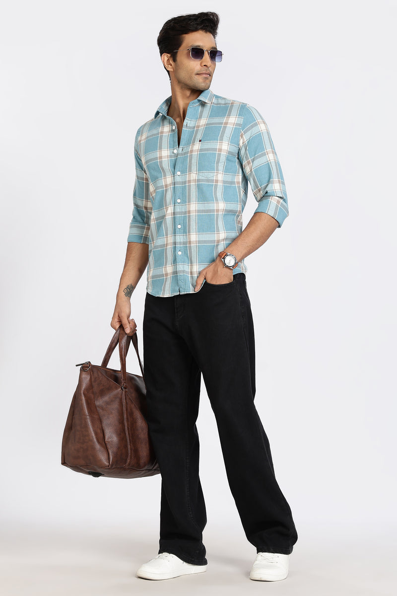 Men Blue Checkered Full Sleeve Slim Fit Casual Shirts