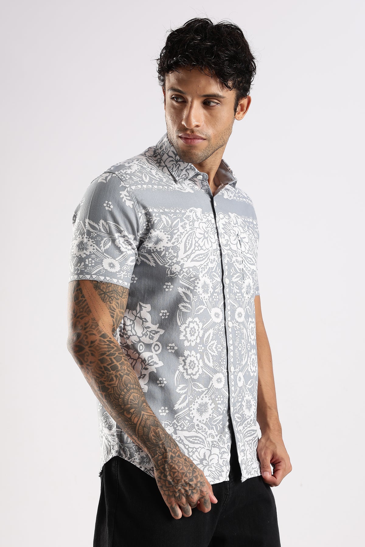 Grey Floral Printed Slim Fit Cotton Half Sleeve Casual Shirt