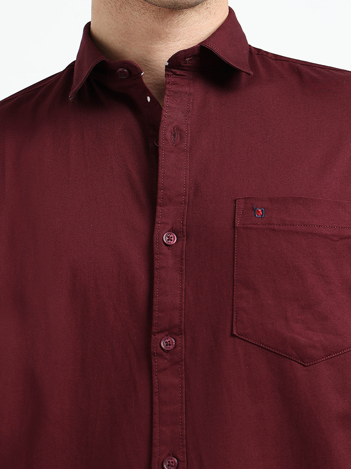 Maroon Solid Slim Fit Casual Shirts