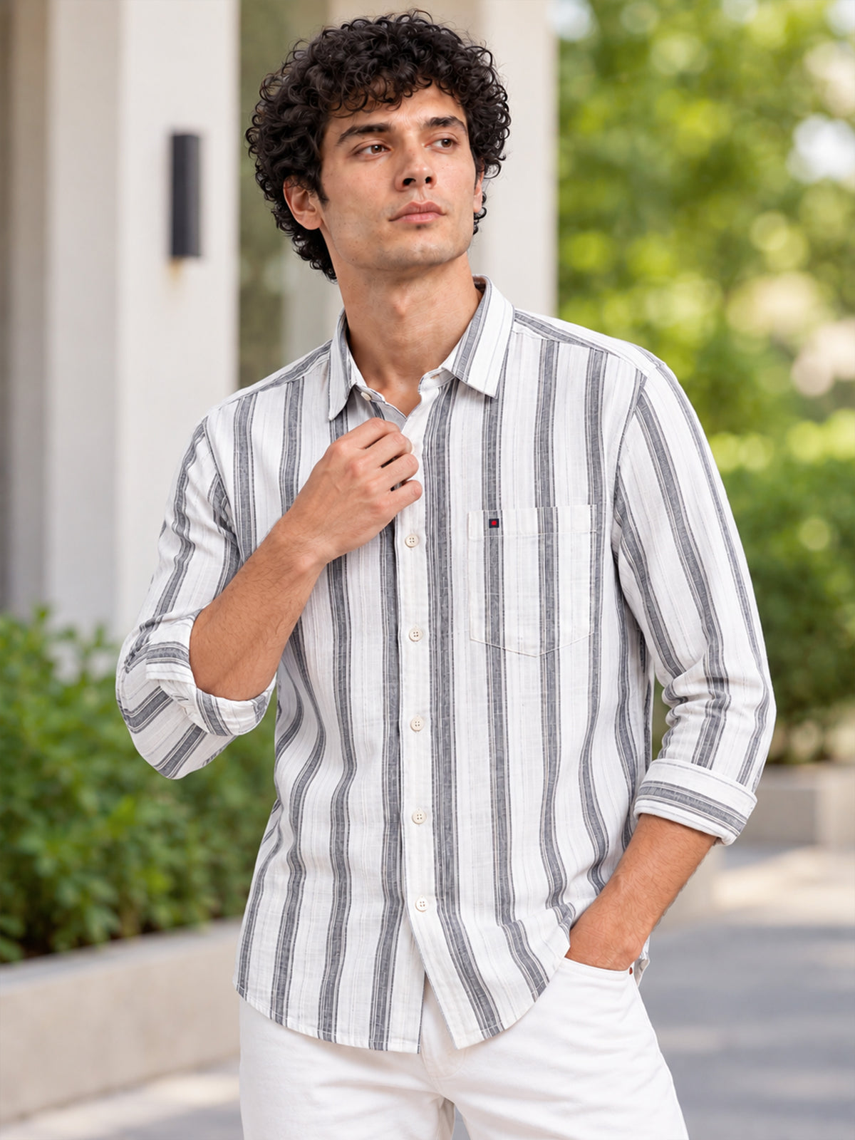 Men White Vertical Striped Slim Fit Casual Shirt