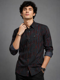 Men Green  Slim Fit Abstract Printed Full Sleeve Casual Shirt