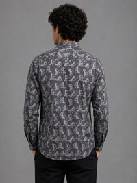 Men Grey Slim Fit Leaf Printed Full Sleeve Casual Shirt