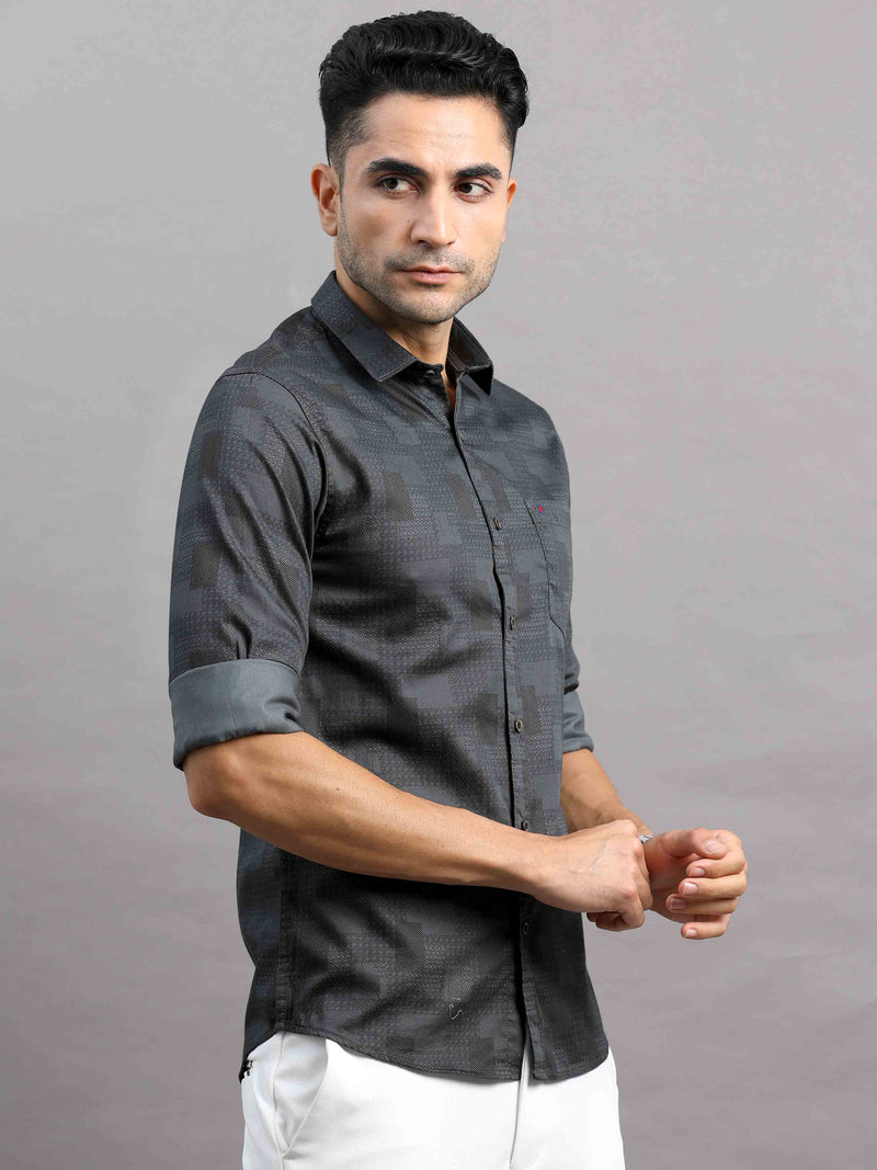 Shop Men's Black Cotton Slim Fit Full Sleeves Printed Casual Shirt Online.