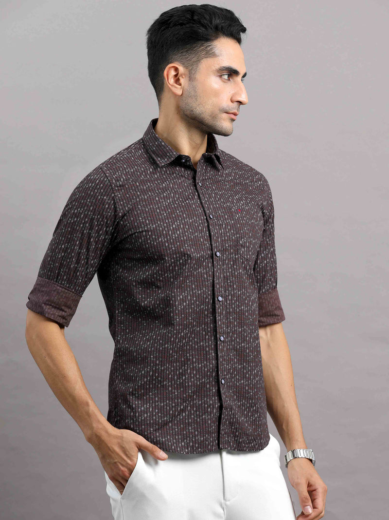 Shop Men's Red Cotton Slim Fit Full Sleeves Printed Casual Shirt Online.