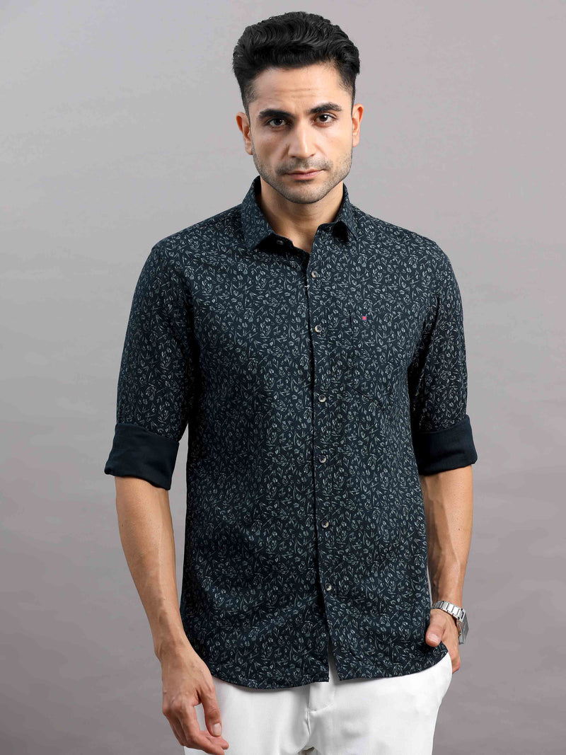 Shop Men's Navy Cotton Slim Fit Full Sleeves Printed Casual Shirt Online.