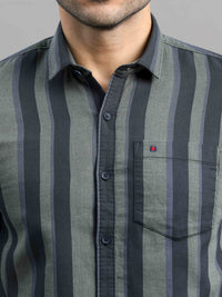 Men's Green Slim Fit Striped Full Sleeves Casual Shirt