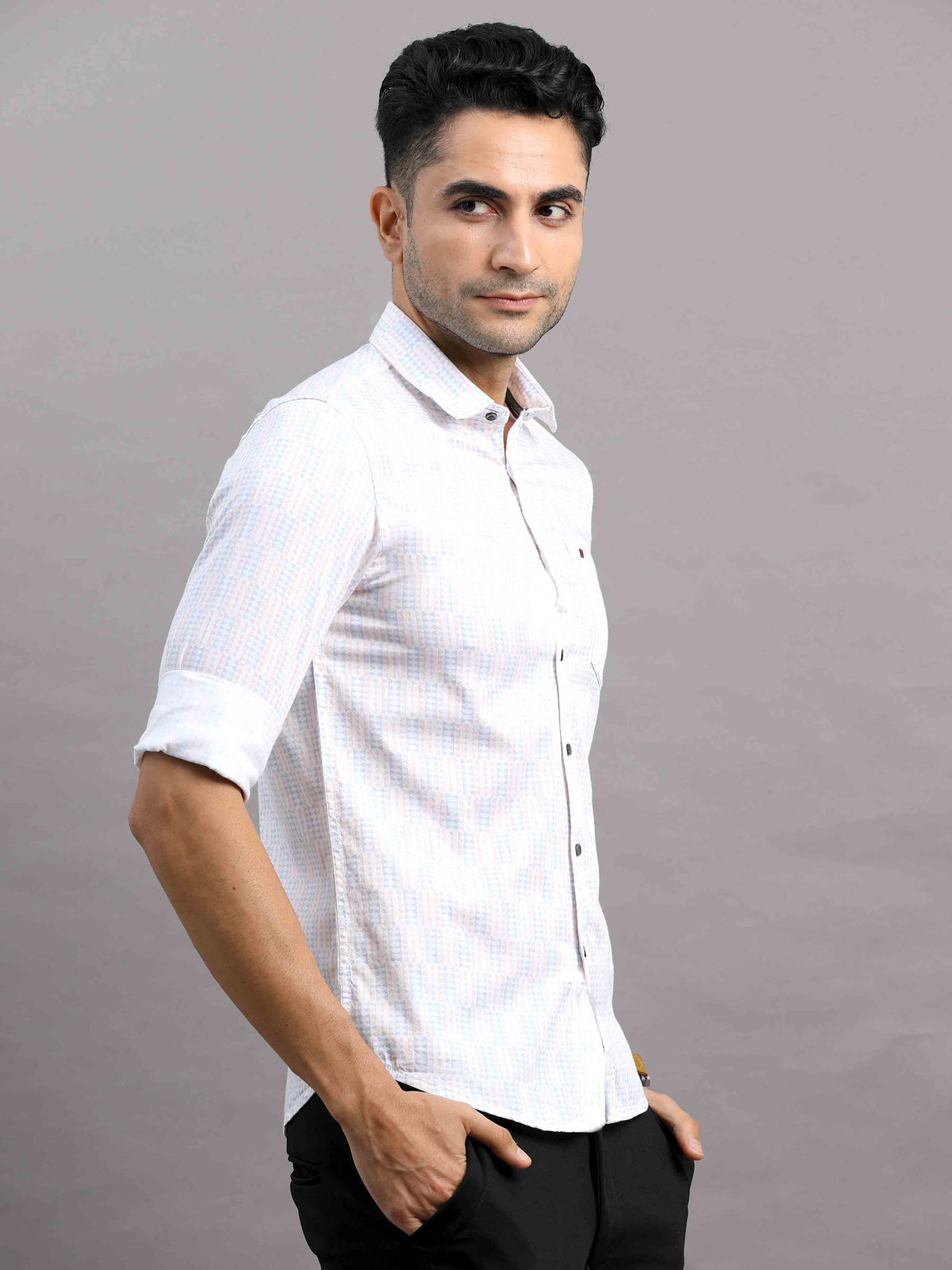 Shop Men's Pink Cotton Casual Slim Fit Printed Casual Shirt Online.