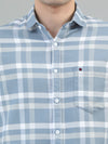 Men Light Blue Slim Fit Checks Full Sleeve Casual Shirt