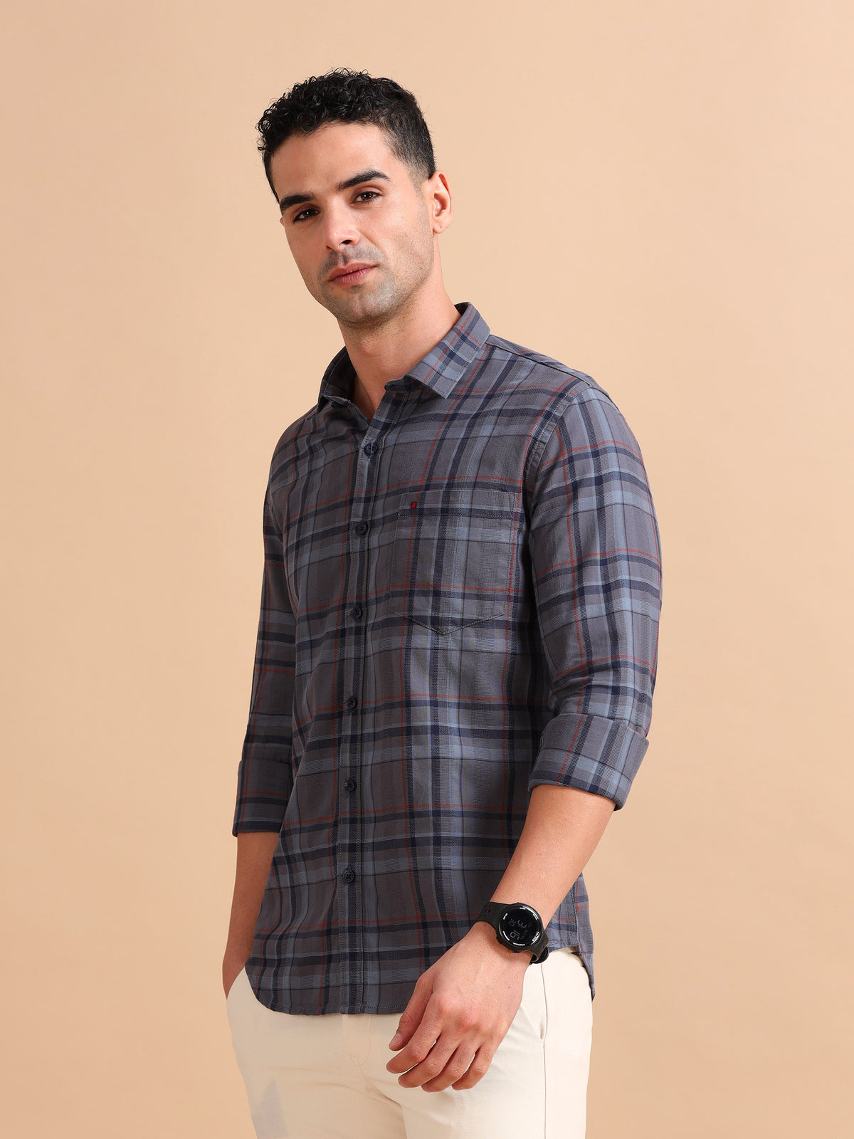 Men Dark Grey Slim Fit Checks Full Sleeve Casual Shirt