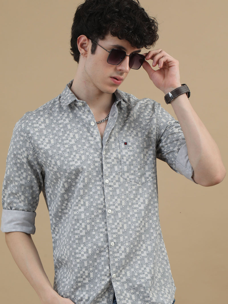 Men Light Grey Slim Fit Printed Full Sleeve Casual Shirt