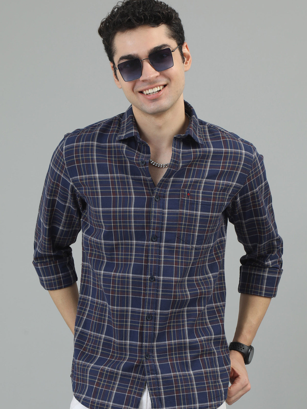 Men Navy Slim Fit Checks Full Sleeve Casual Shirt