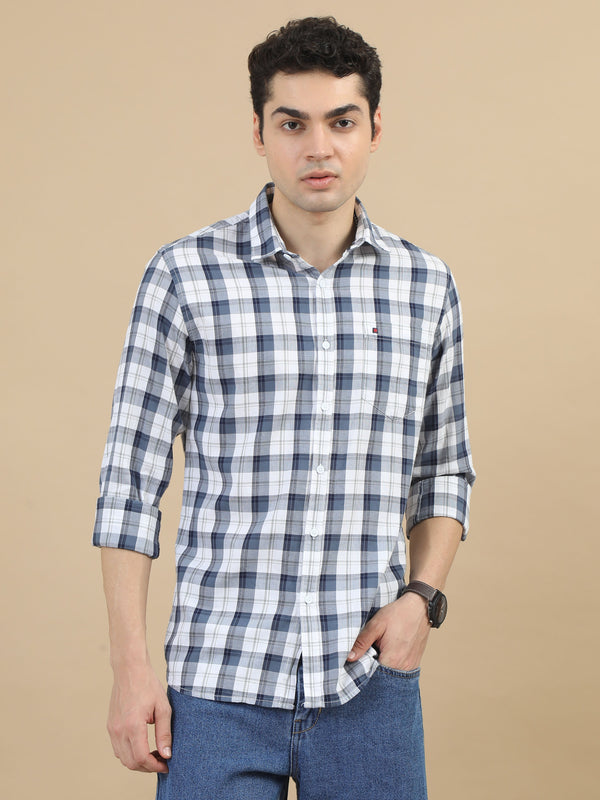 Men Blue & White Slim Fit Checks Full Sleeve Casual Shirt