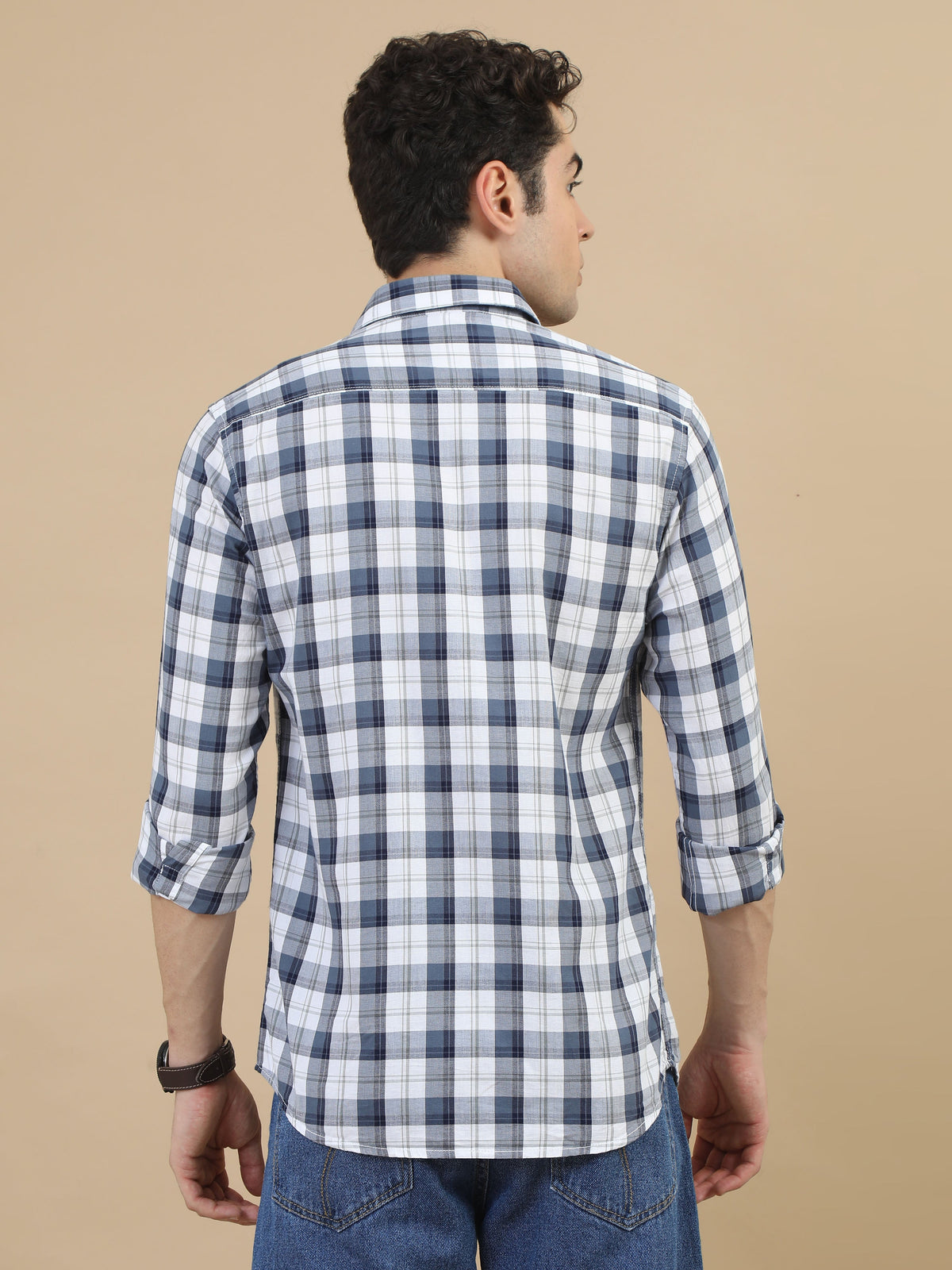 Men Blue & White Slim Fit Checks Full Sleeve Casual Shirt