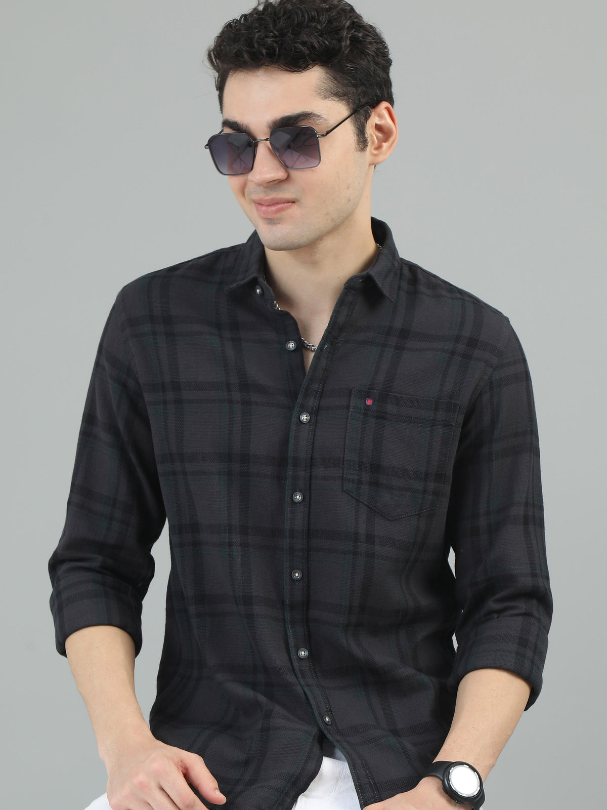 Men Dark Grey & Green Slim Fit Checks Full Sleeve Casual Shirt