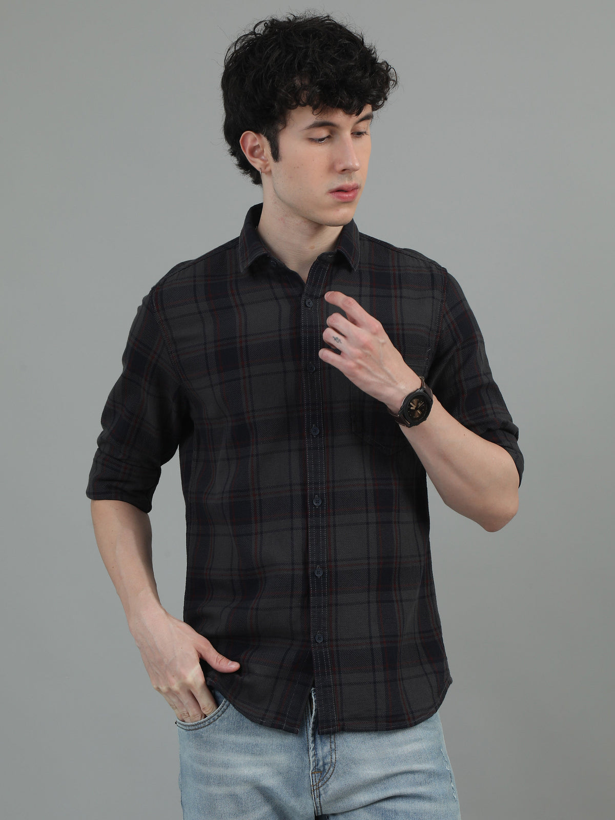 Men Dark Grey Slim Fit Checks Full Sleeve Casual Shirt