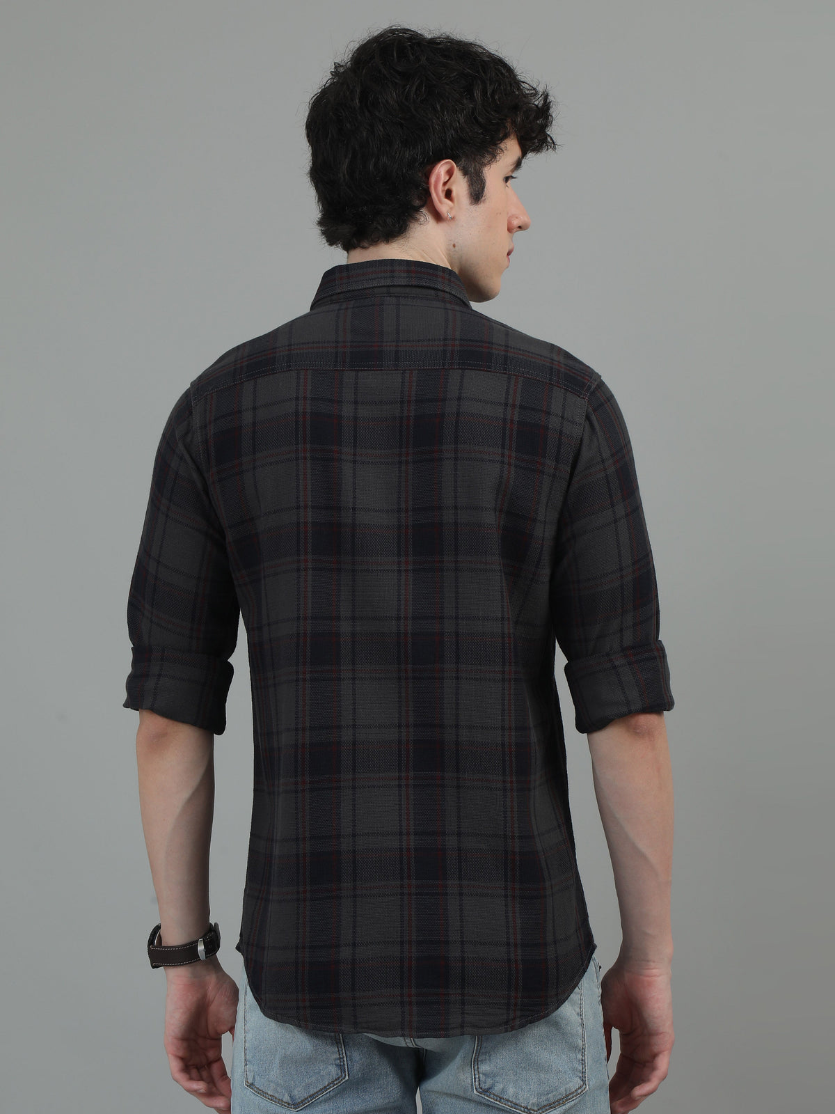 Men Dark Grey Slim Fit Checks Full Sleeve Casual Shirt