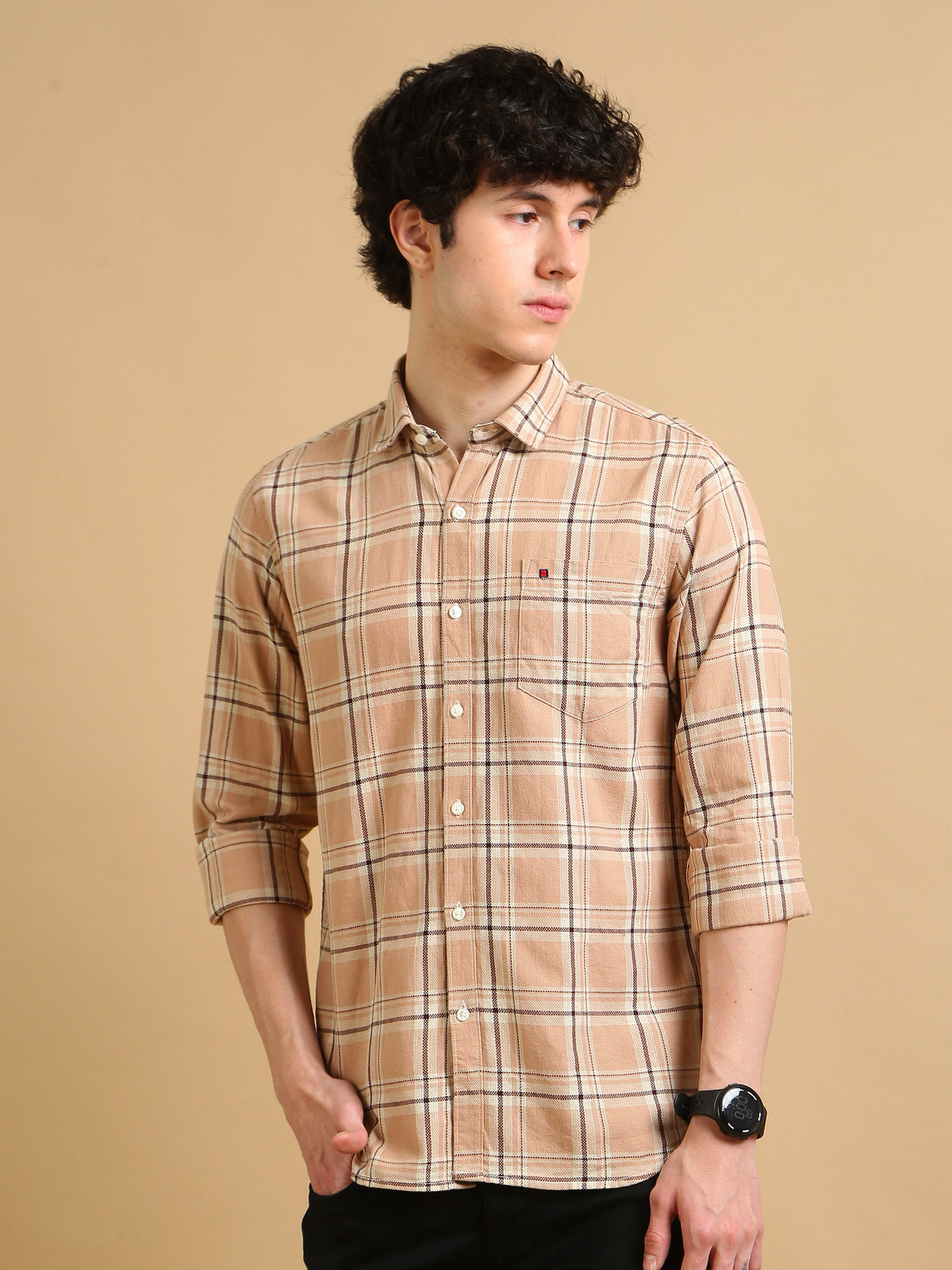 Men Beige Slim Fit Checks Full Sleeve Casual Shirt