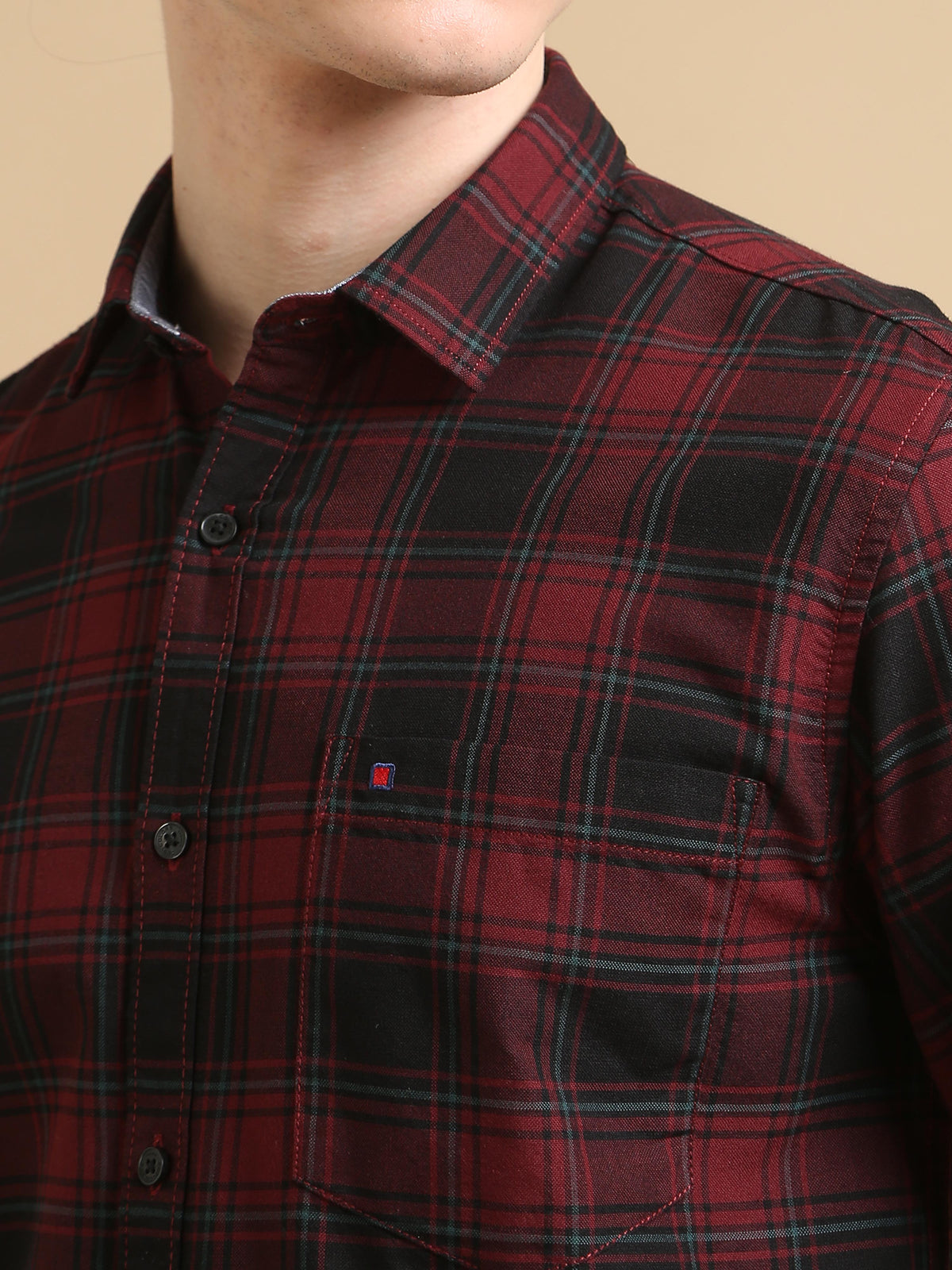 Men Maroon Slim Fit Checks Full Sleeve Casual Shirt