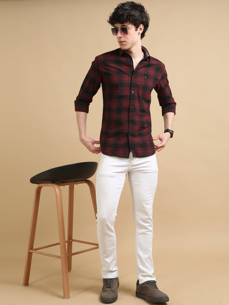 Men Maroon Slim Fit Checks Full Sleeve Casual Shirt