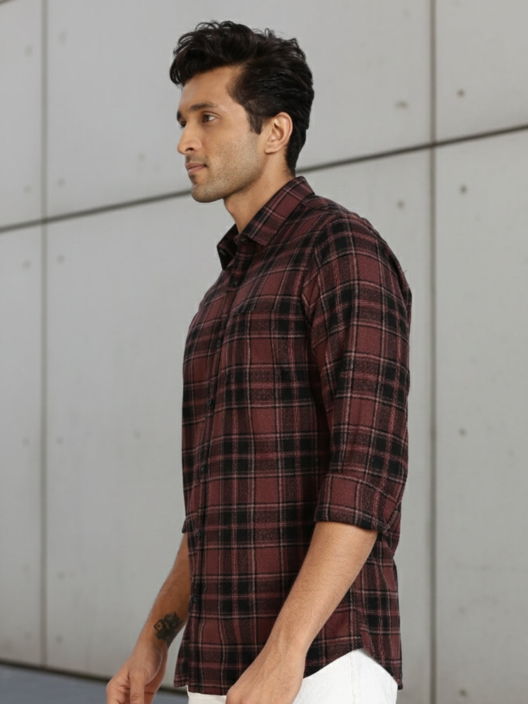 Men Brown Vintage Checks Full Sleeve Slim Fit Casual Shirts