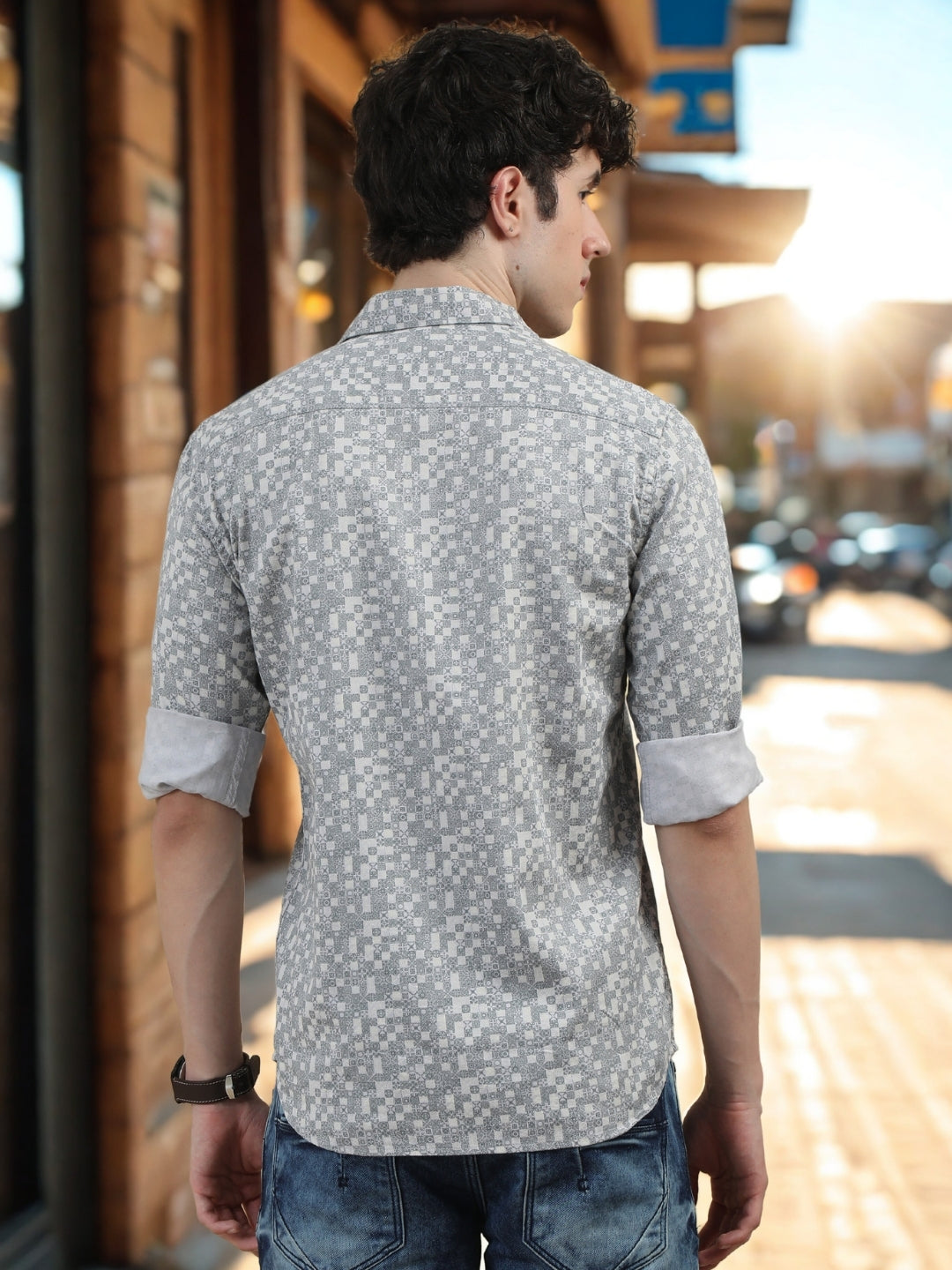 Men Light Grey Slim Fit Printed Full Sleeve Casual Shirt