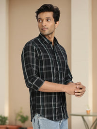 Men Green Checkered  Full Sleeve Slim Fit Casual Shirt