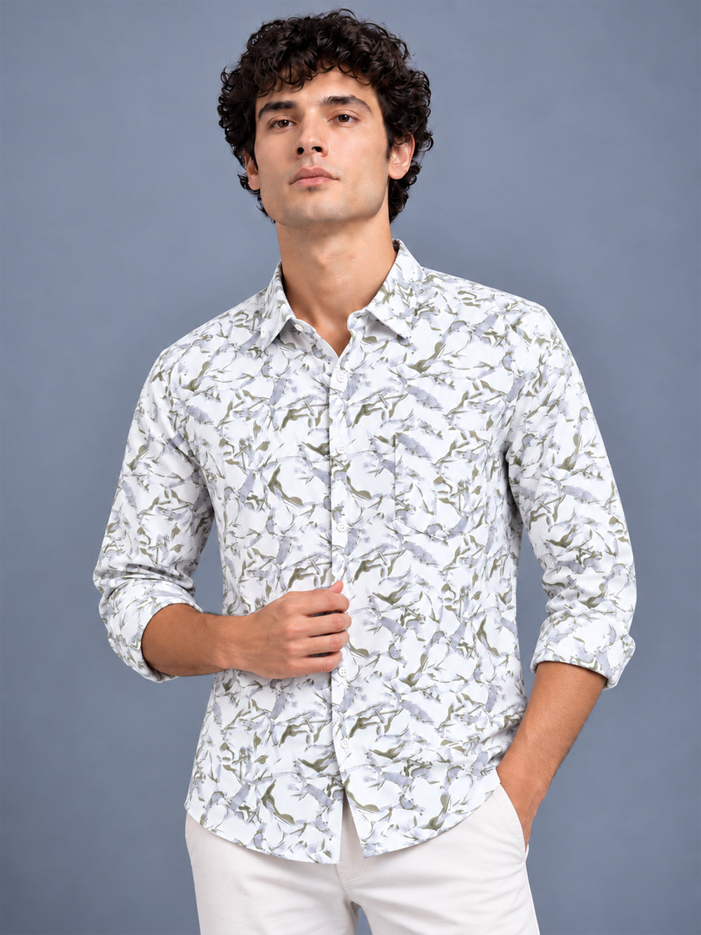 Men Green Slim Fit Cotton Lycra Abstract printed Casual Shirt