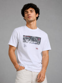 Men White Slim Fit Graphic Print Crew Neck Casual T-Shirt