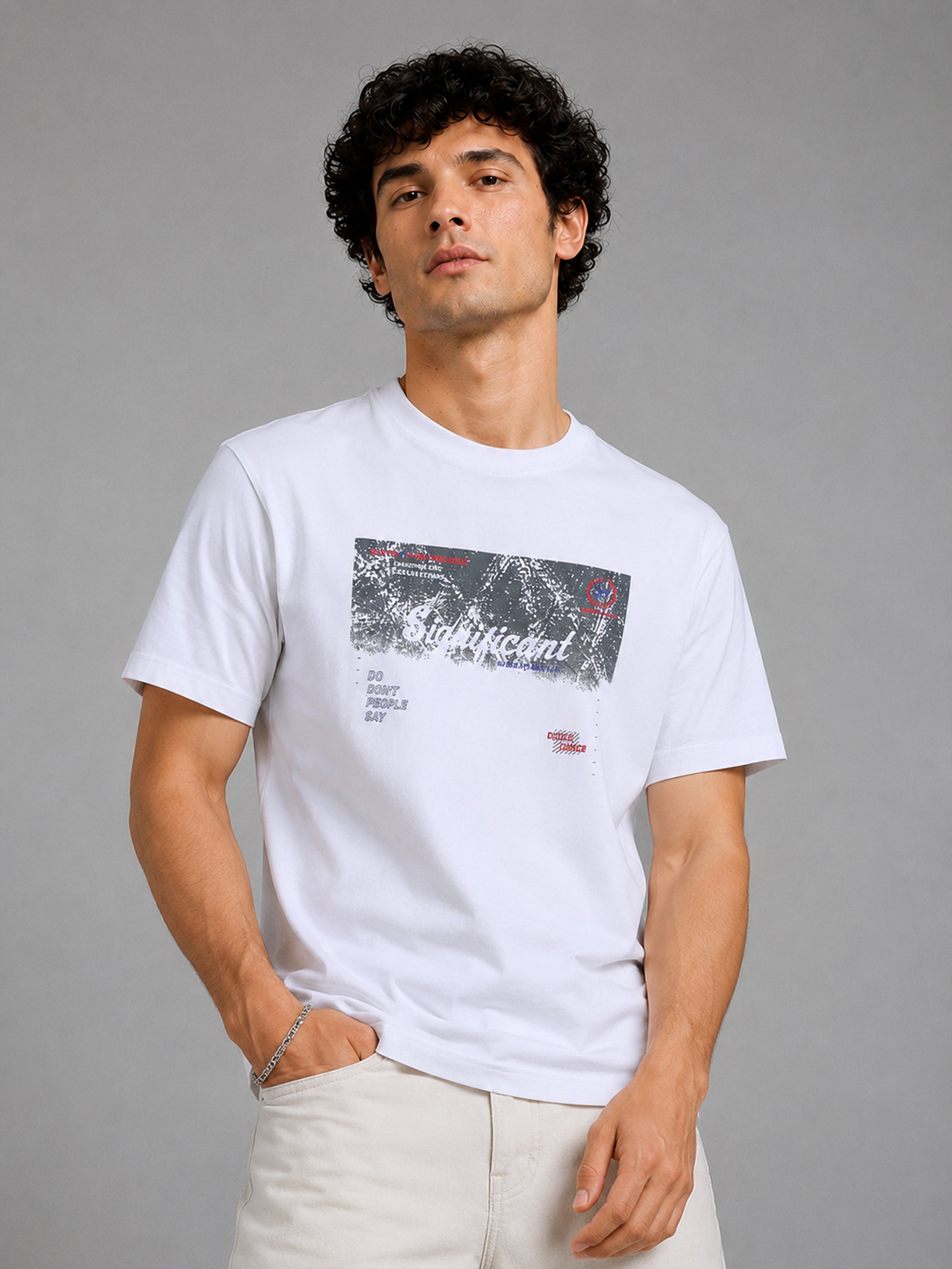 Men White Slim Fit Graphic Print Crew Neck Casual T-Shirt