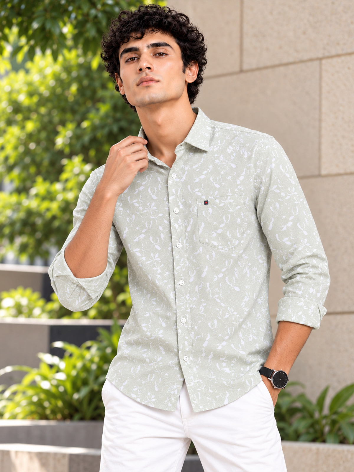 Men Green Floral Printed Slim Fit Casual Shirt