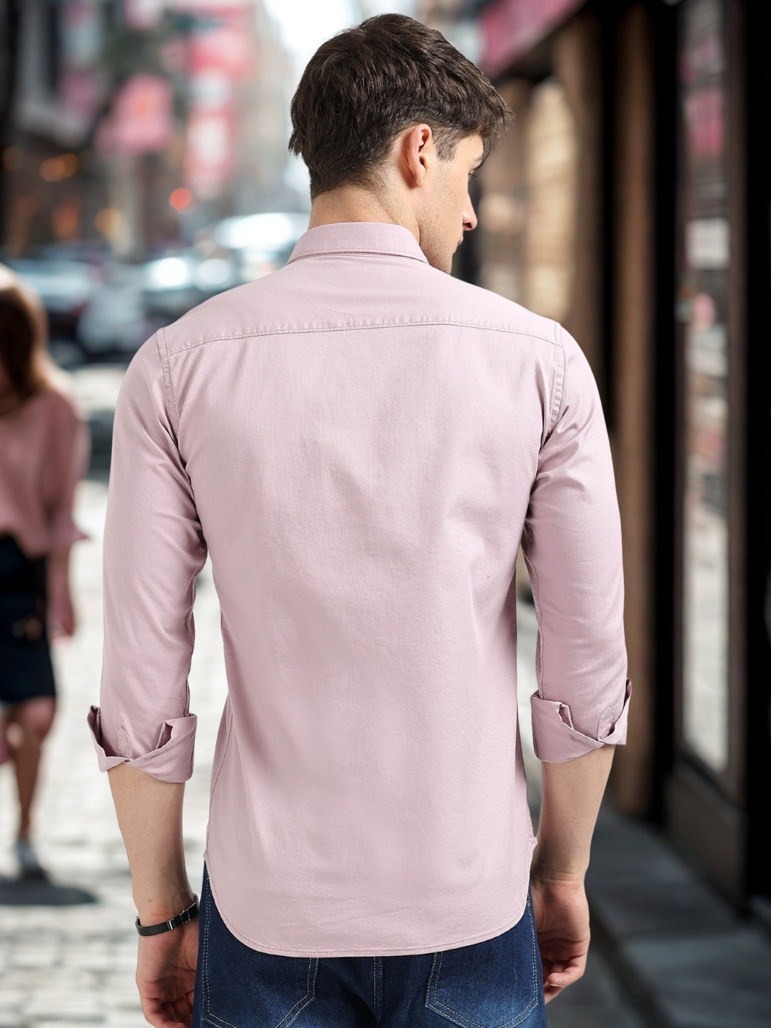 Light Pink Solid Slim Fit Casual Shirts