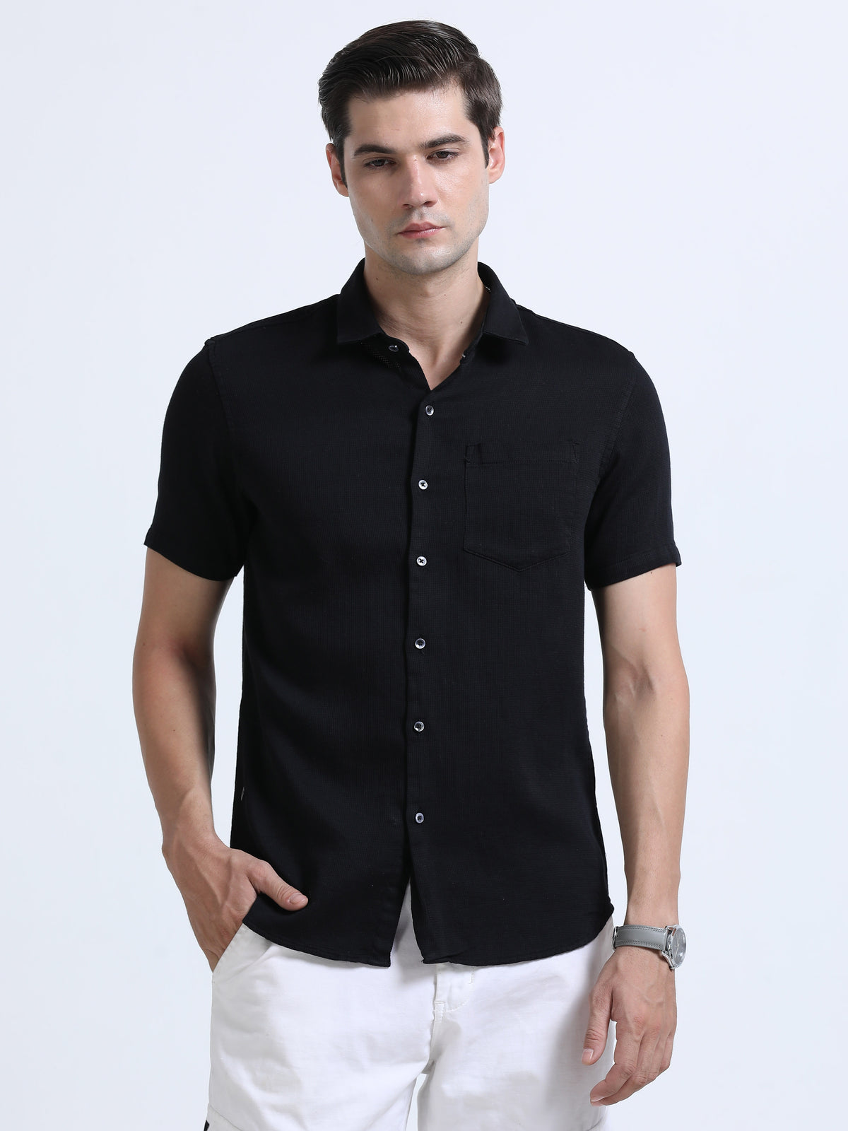 Shop Men's Black Slim Fit Half Sleeve Dobby Casual Shirt Online.