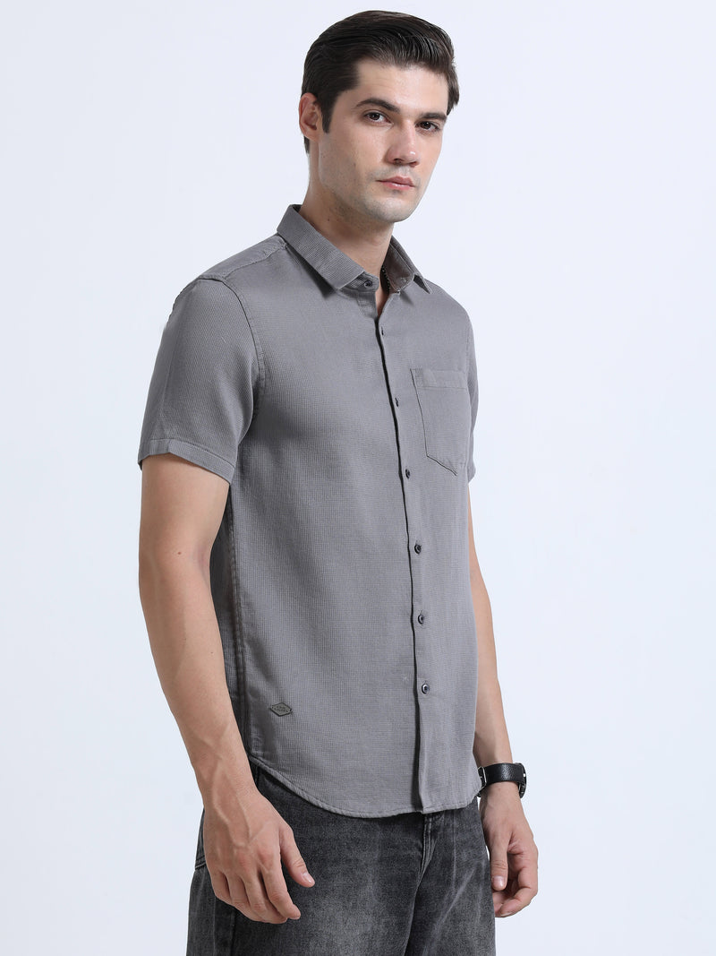 Shop Men's Grey Slim Fit Half Sleeve Dobby Casual Shirt Online.