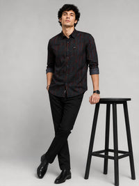 Men Green  Slim Fit Abstract Printed Full Sleeve Casual Shirt