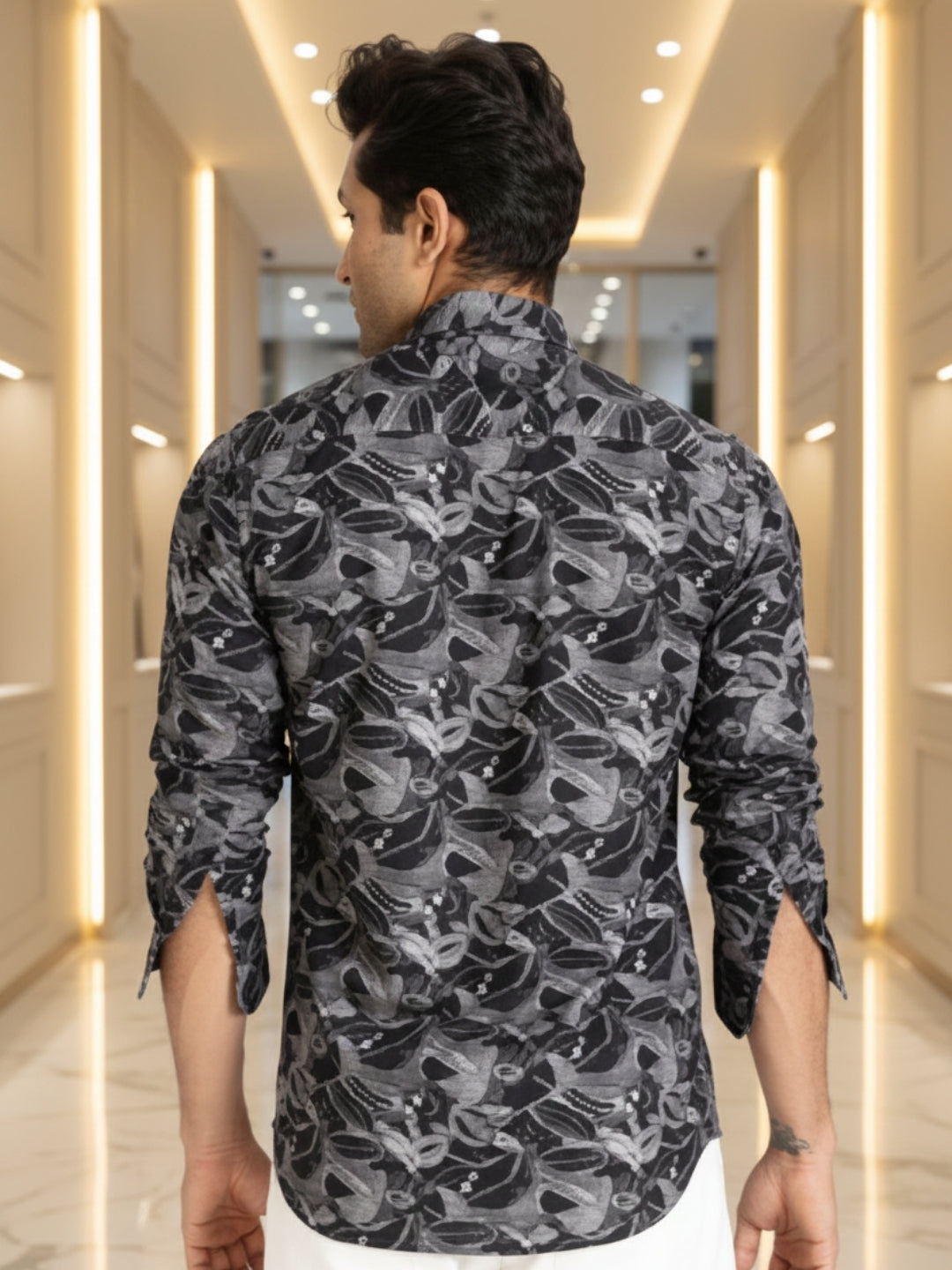 Men Black Floral Print Full Sleeve Slim Fit Casual Shirt