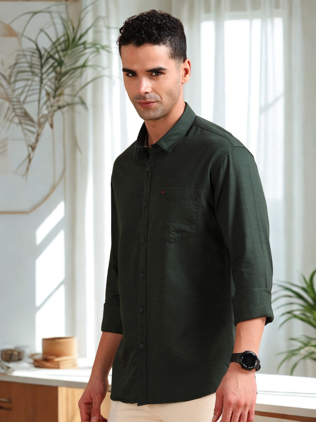 Men Dark Green Slim Fit Solid Full Sleeve Casual Shirt