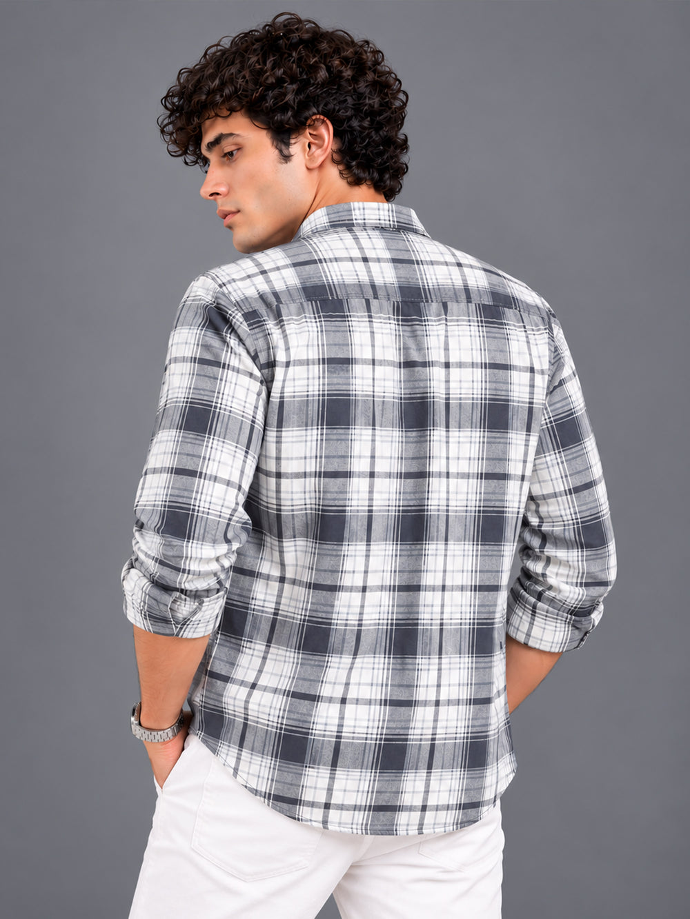 Men Grey & White Slim Fit Checked Casual Shirt