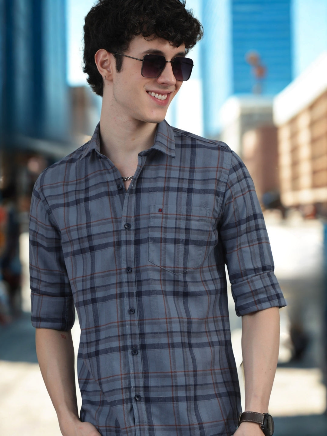 Men Navy Blue Slim Fit Checks Full Sleeve Casual Shirt