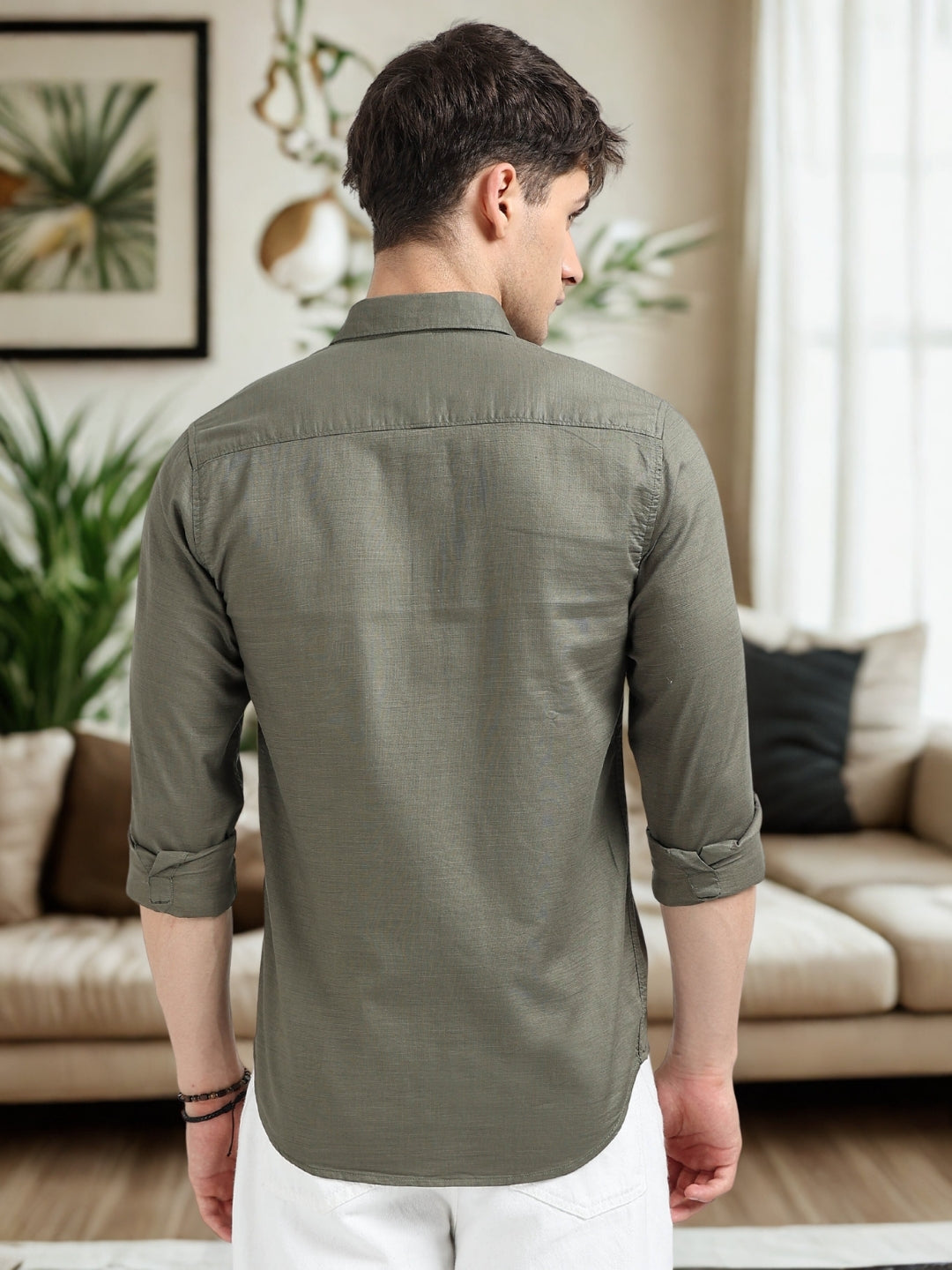 Green Solid Slim Fit Casual Shirts