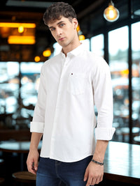 White Solid Slim Fit Casual Shirts