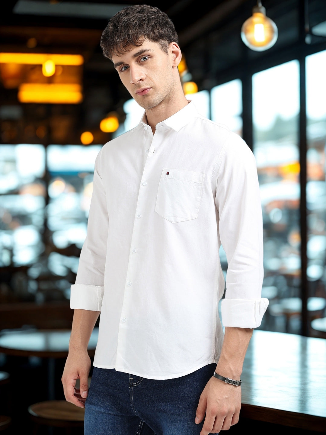 White Solid Slim Fit Casual Shirts