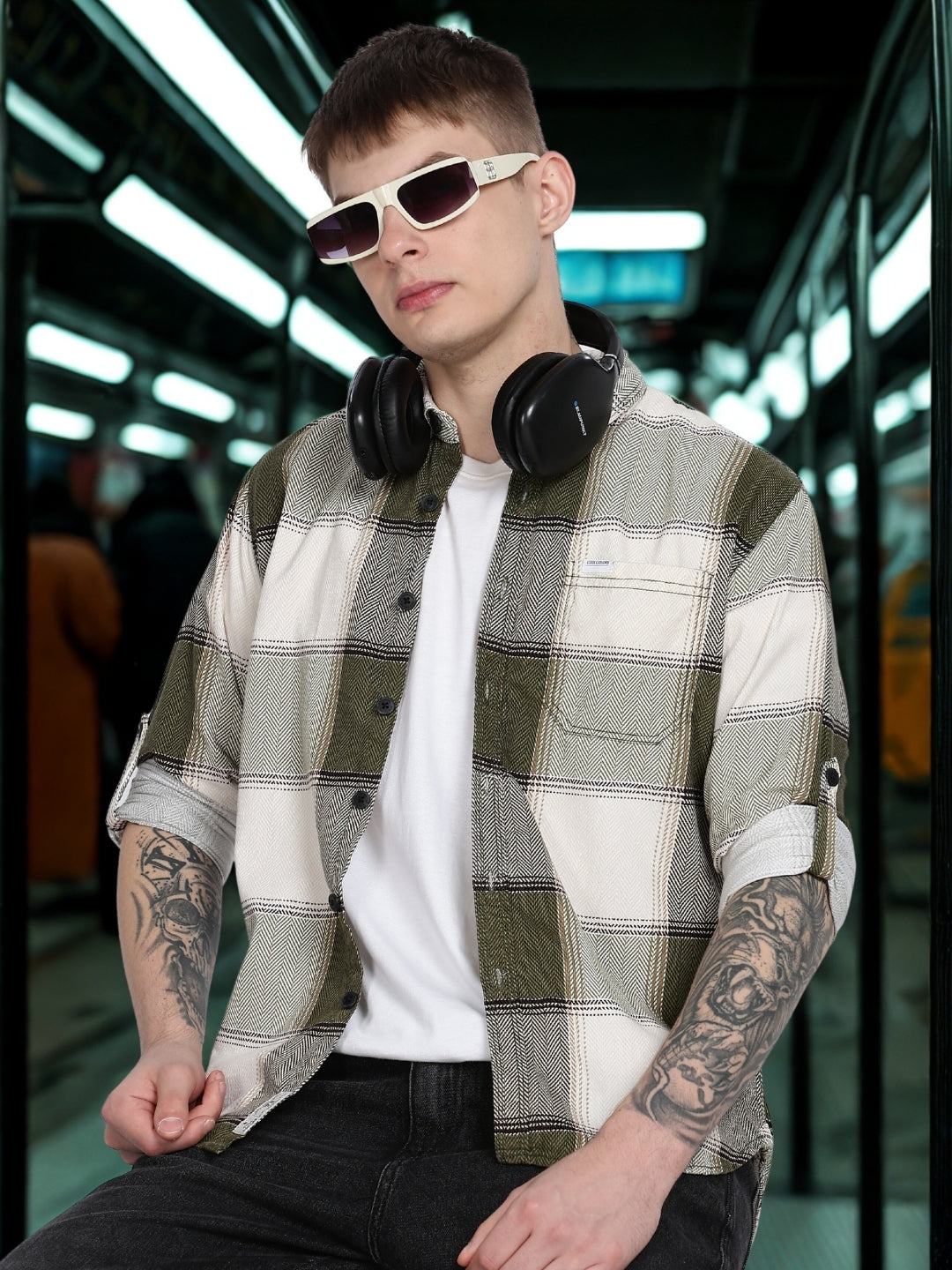 Black Tartan Checks Slim Fit Full Sleeve Shirt