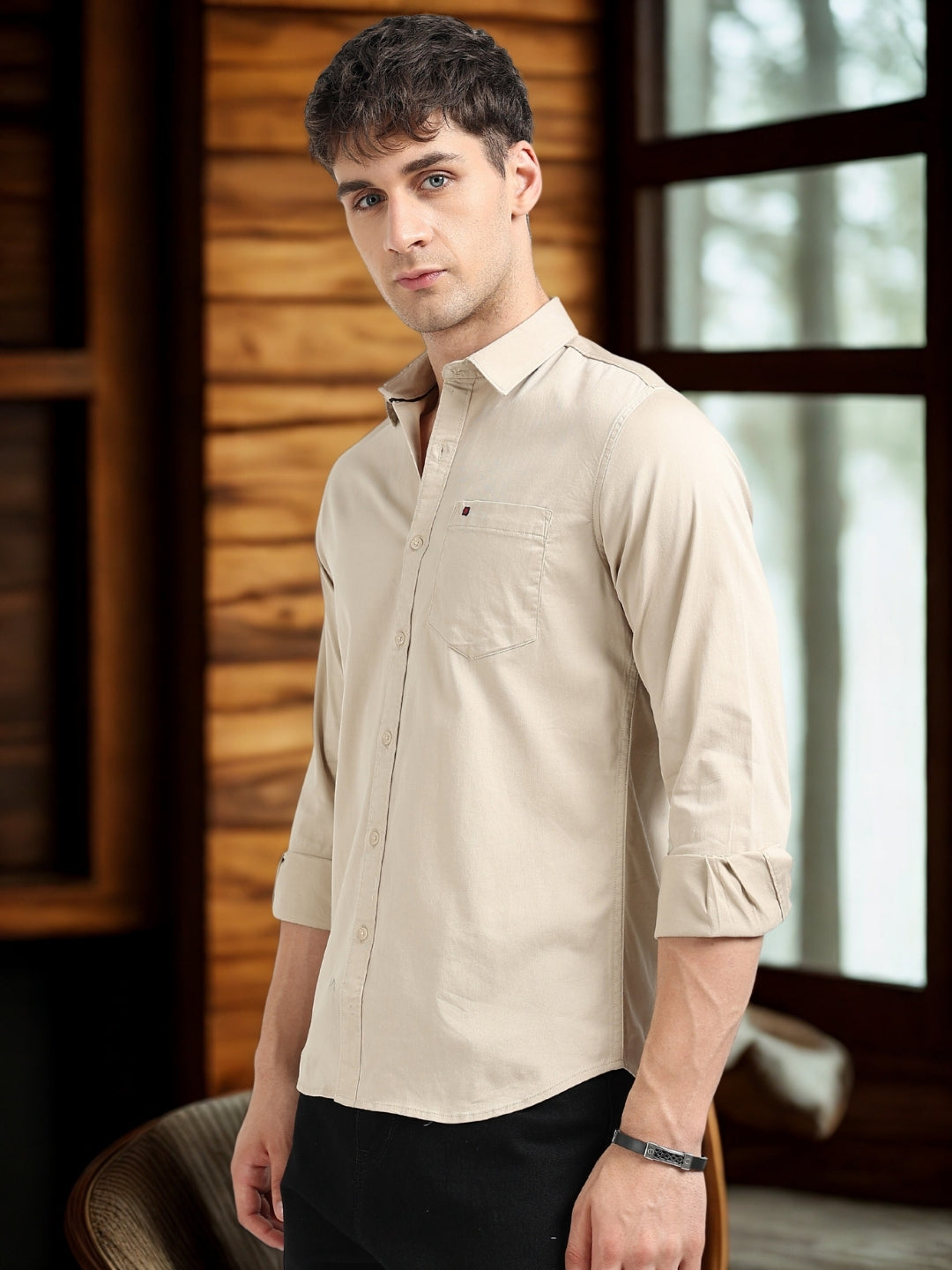 Beige Solid Slim Fit Casual Shirts